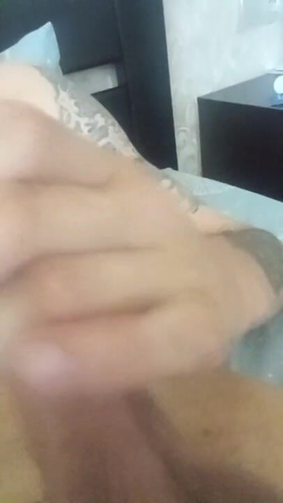 My big dick close up for you: Tatlı yarağımla oynuyorum