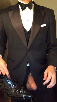 Horny in Tuxedo