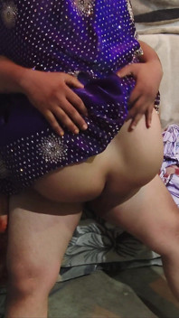 与家庭女仆的开斋节特殊性爱
