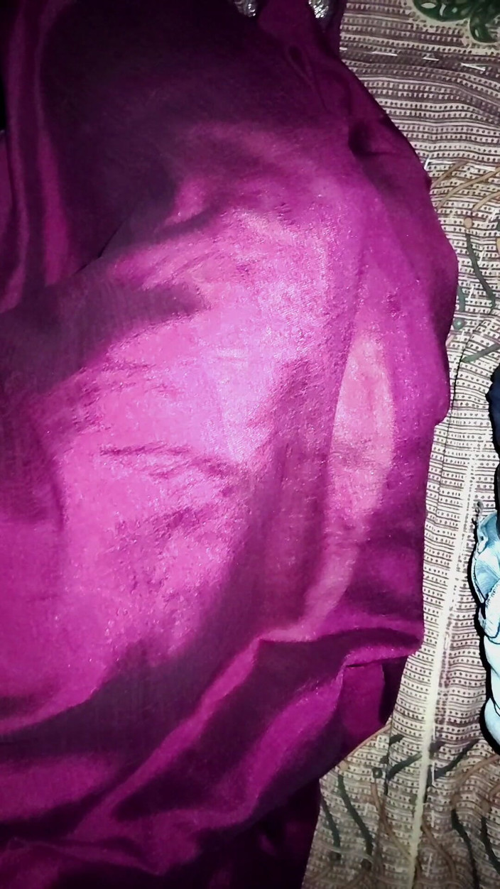 TinnyWatch1: Ich habe die muschi von stiefschwester gesehen, indisches sexvideo