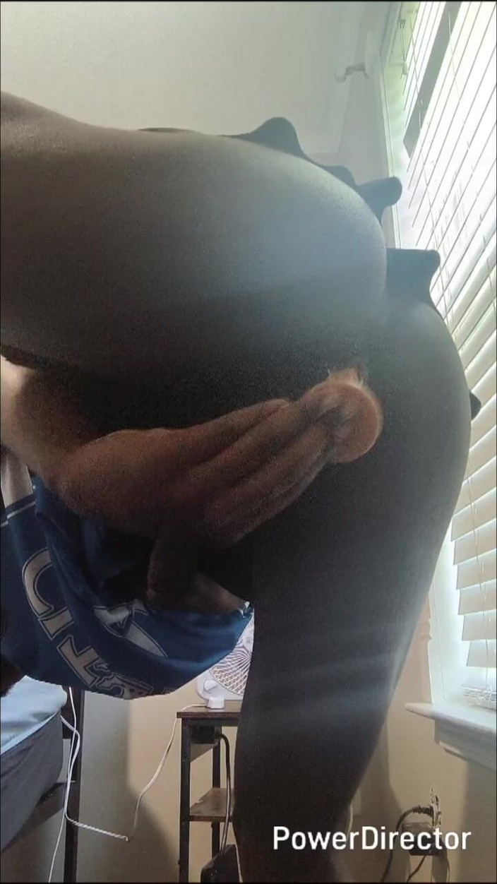 DaBlackFemboy: Femboy Addicted to Farting and Creaming Non-stop From Huge Dildo