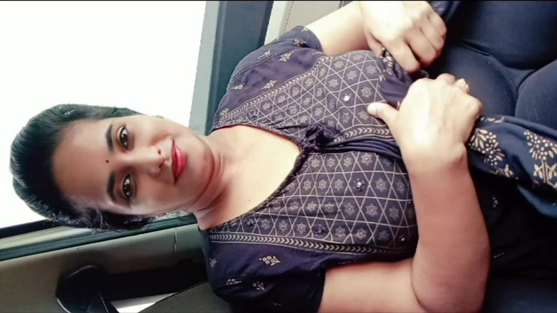 Your Arya: सुंदर प्रेमिका को उसके प्रेमी ने उसे सोने की अंगूठी उपहार में देकर प्रस्तावित किया था - हिंदी ऑडियो