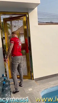 Sexy Sanat Mistress Shemale Surprise Lonely Naught Guy with Her Big Cock