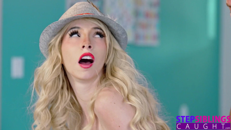 StepSiblings Caught: Ottobre 2022 Sapore del mese kenzie reeves