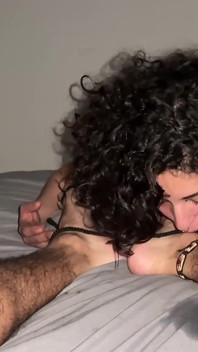 SECRETÁRIA SUBMISSA BDSM TEM SEXO INTENSO, SEXO NA CARA, PALMADAS, DOMINAÇÃO E FETICHE POR PÉS!