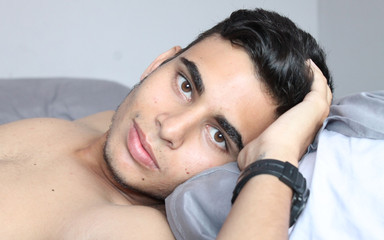 Latino boys porn: Güzel genç bir oğlana sukcing