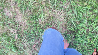 Pink Foxx: Ibu Berjalan Bertelanjang Di Luar