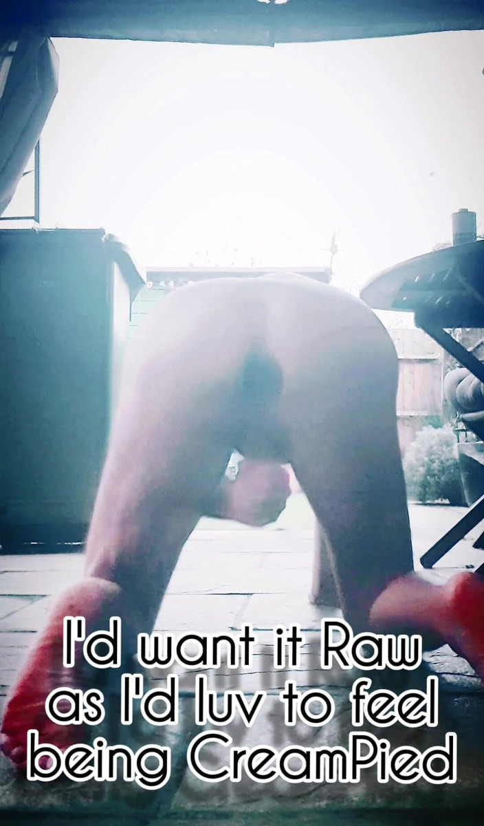 MaleModel: Garten-nacktheit und masturbation mit einem buttplug in mir