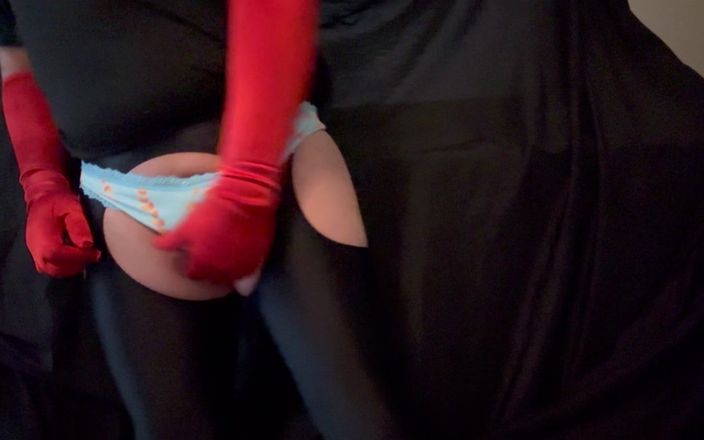 Panty Freak 3017: パンティーホール サテンクロッチレスパンストで試着