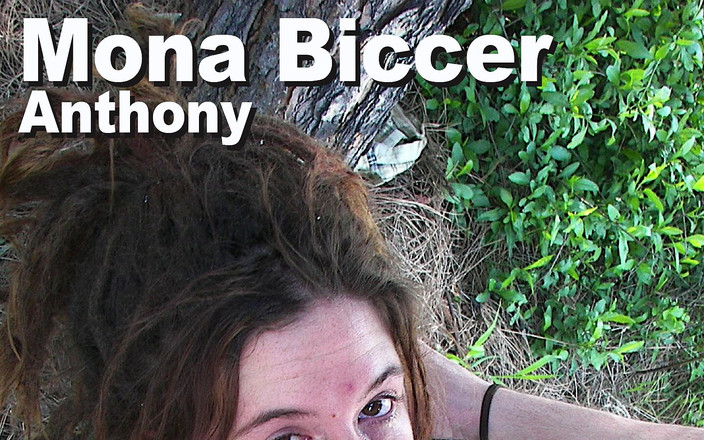 Edge Interactive Publishing: Mona Biccer 그리고 Anthony 섹스 사정 빨기