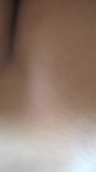Na ulici jsem chytil nadrženého cizince; Chtěla šukat s maskou. Přísaháš mi, že to nikdo neuvidí?
