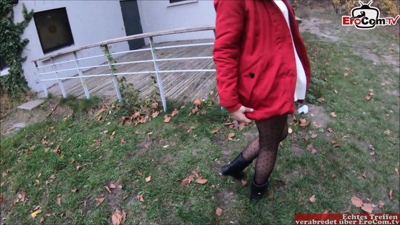 EroCom: Quickie with a slim nylon slut on a sex date