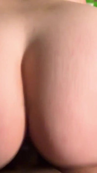 Savanna's Hotel Hookup POV: Šukání fanoušků a stříkání na její šťavnatý zadek