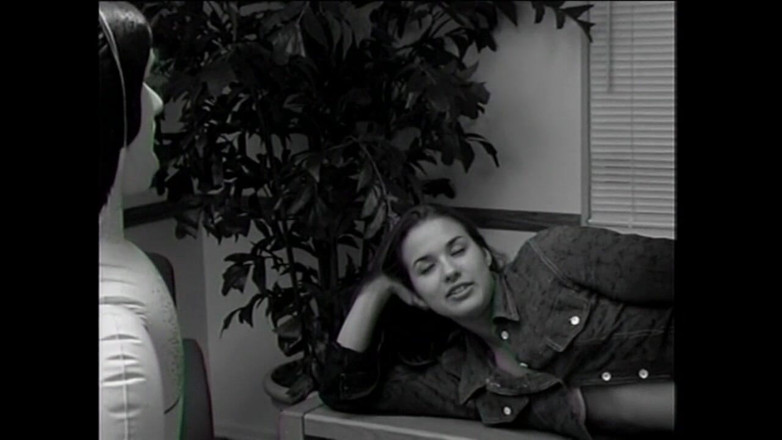 My girlfriend: Dvě náctileté studentky se učí, jak mít sex