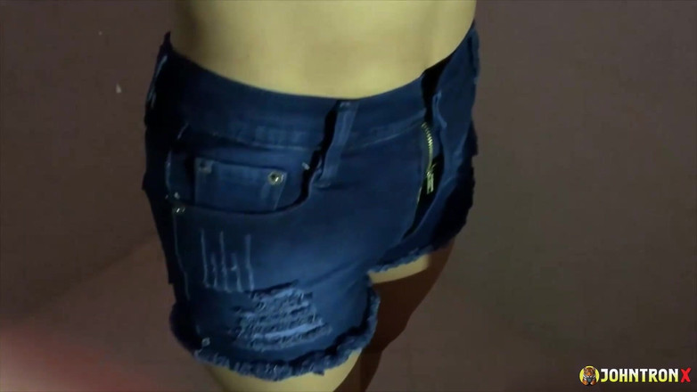 John Tron X: Johntronx - nyepong kontol dan ngentot kilat di toilet umum yang...