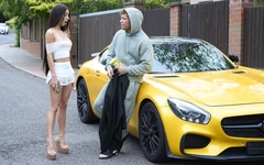 Gold Digger Upptåg - Rumpa i en sportbil - Porrversion