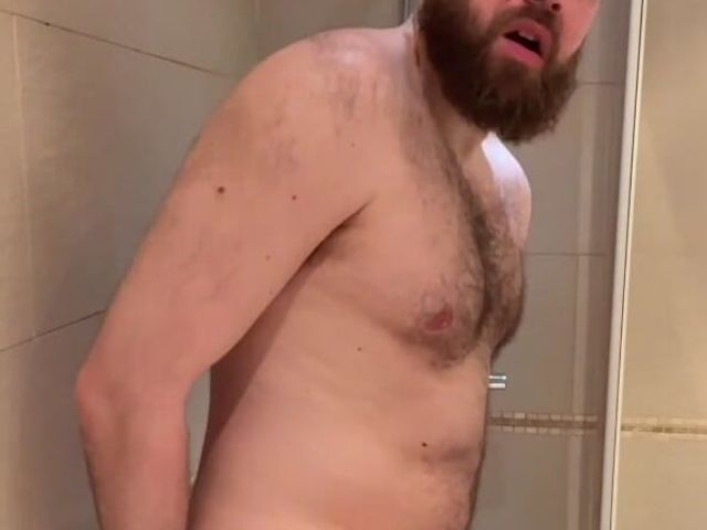 Having a Little Pay in the Shower (Joeyd phoenix)