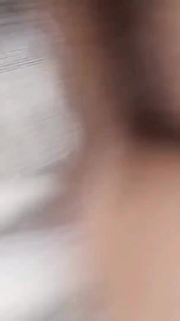 Ela está sempre com tesão depois da aula, é por isso que eu acabo fodendo ela, eu termino dentro dela e enche sua buceta de porra