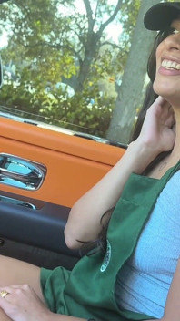 Teen Starbucks Girl Luxe La Fox Gets Slutted Out in Rr