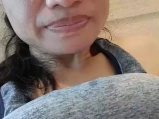 Lucky Kik Taste Her Wet Pussy