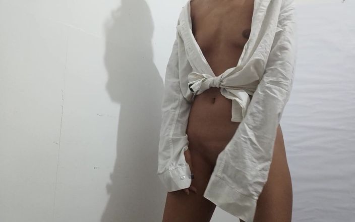desigirl93: 枕に乗ってインドのガールフレンド