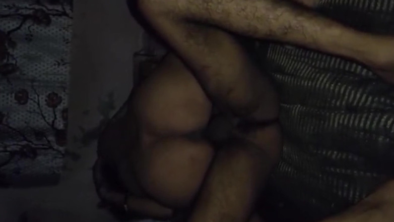 Nisha bhabhi ki chudai: 再び友達と友達の兄弟と3P