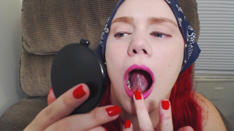 Scarlet Vixen: 鏡と共に舌・口・歯フェチ