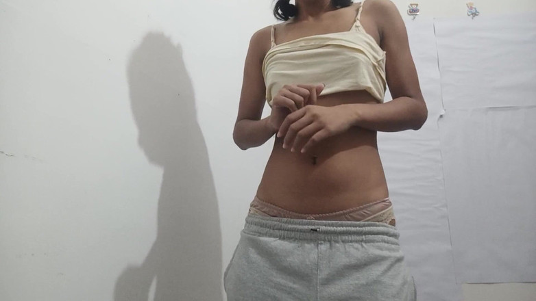 desigirl93: Ich lutsche es und er steckt es in mich doppelt...