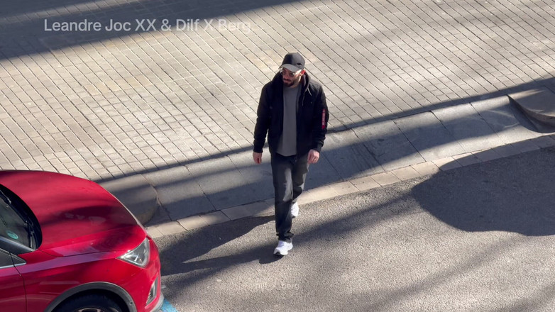 Dilf_X_Berg_XL: Balkondan Barselona Baştan Çıkarma - Seks ve Rimming