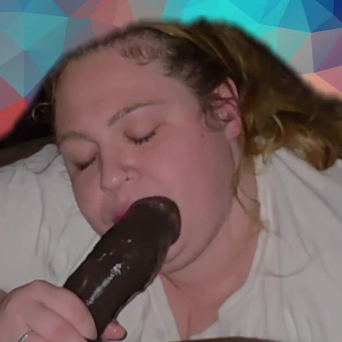 TrotzillaTheGod: J’ai éjaculé dans la bouche de ma demi-sœur, sa bite en...