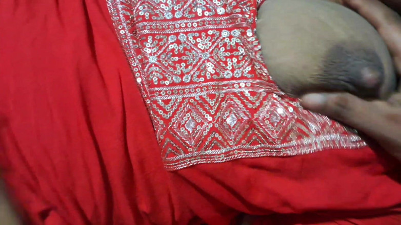 Trilokinath: インドのデシ系義理の義理の姉妹がペニスを求めて飢えている。義理の兄は彼女を抱いて満たした