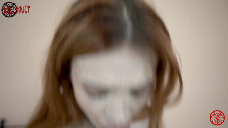 Dolls Cult: Thaylla har aldrig gett en riktig avsugning ännu ... Vad tror du, är...