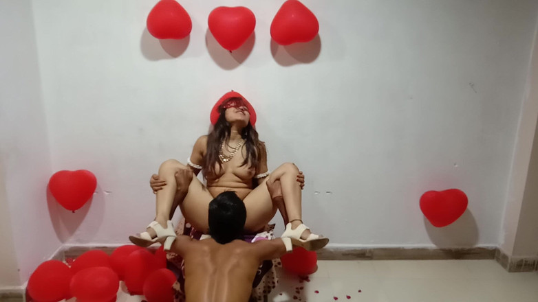 Hindi-Sex: Специальный День Святого Валентина