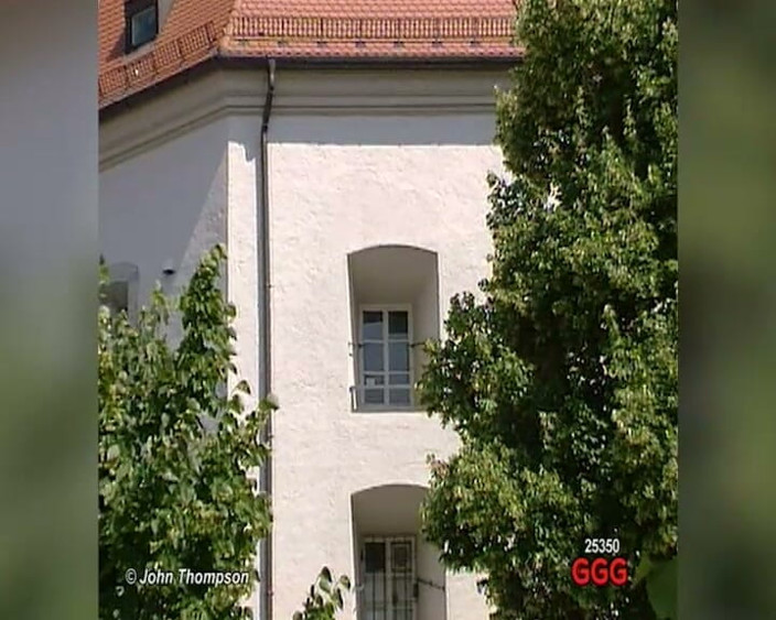 Anal lover: Ggg John Thompson - nadržené dívky promočené v mrdce