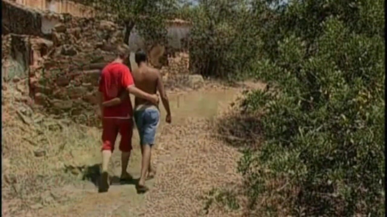 STRAIGHT BOYS CURIOUS FROM PRAHA: Young straight dude fucking outdoor his gay friend 3