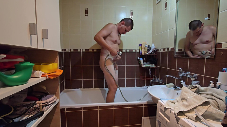 Fap_man93: Doccia e cure dentali e della pelle dopo una lunga...