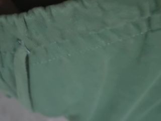 yourdaddy7788: Atingându-mi pula peste pantaloni
