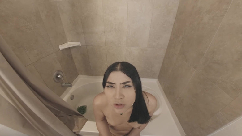 Taboo vr porn: Asian Stepdaughter Seduces Stepdad in Shower P1