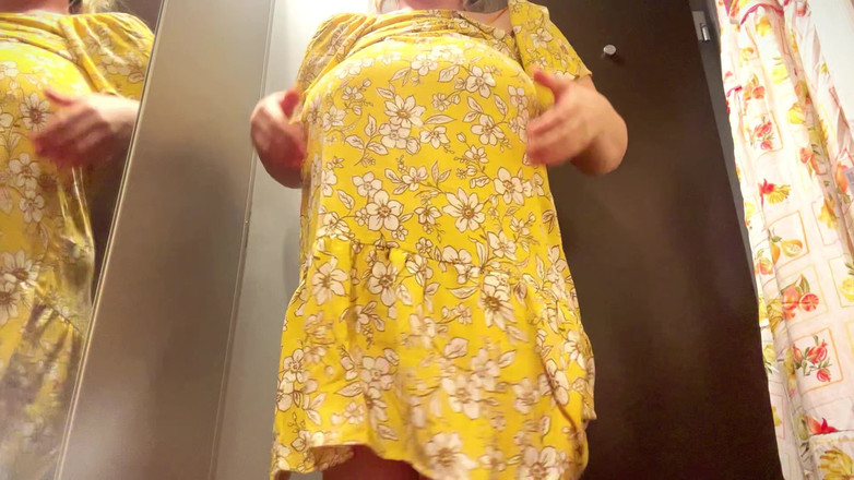 JessieHH: 夏のドレスとブラの試着 ホール 安全・無料