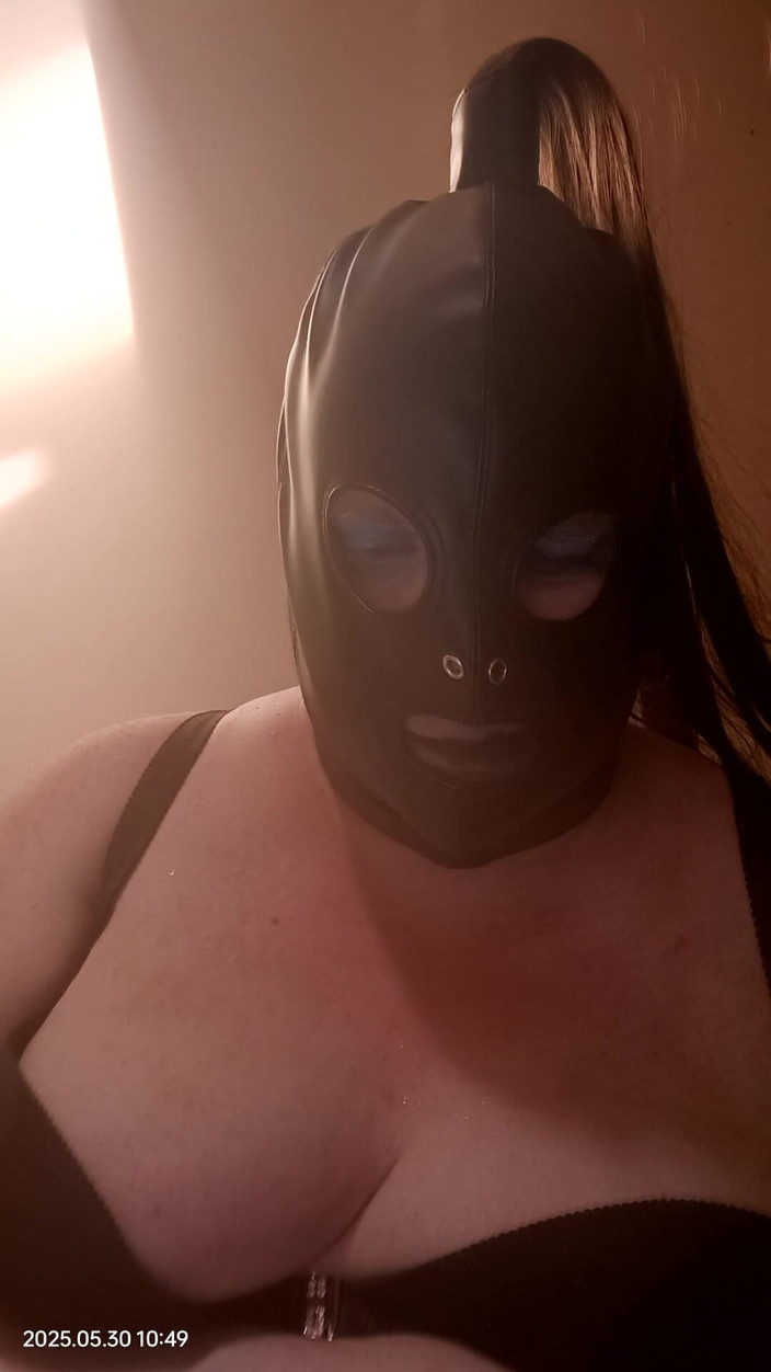 Stephanie-Nicole-TV: Dirty Talking and Body Writing on Fat BBW