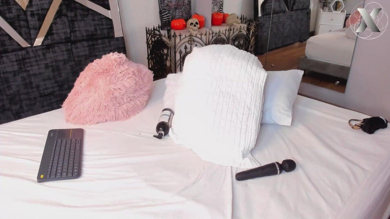 Feet Lovers club: Я растираю себя до тех пор, пока не могу больше терпеть и кричу твое имя