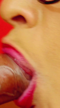 Nerdy Close up Blowjob