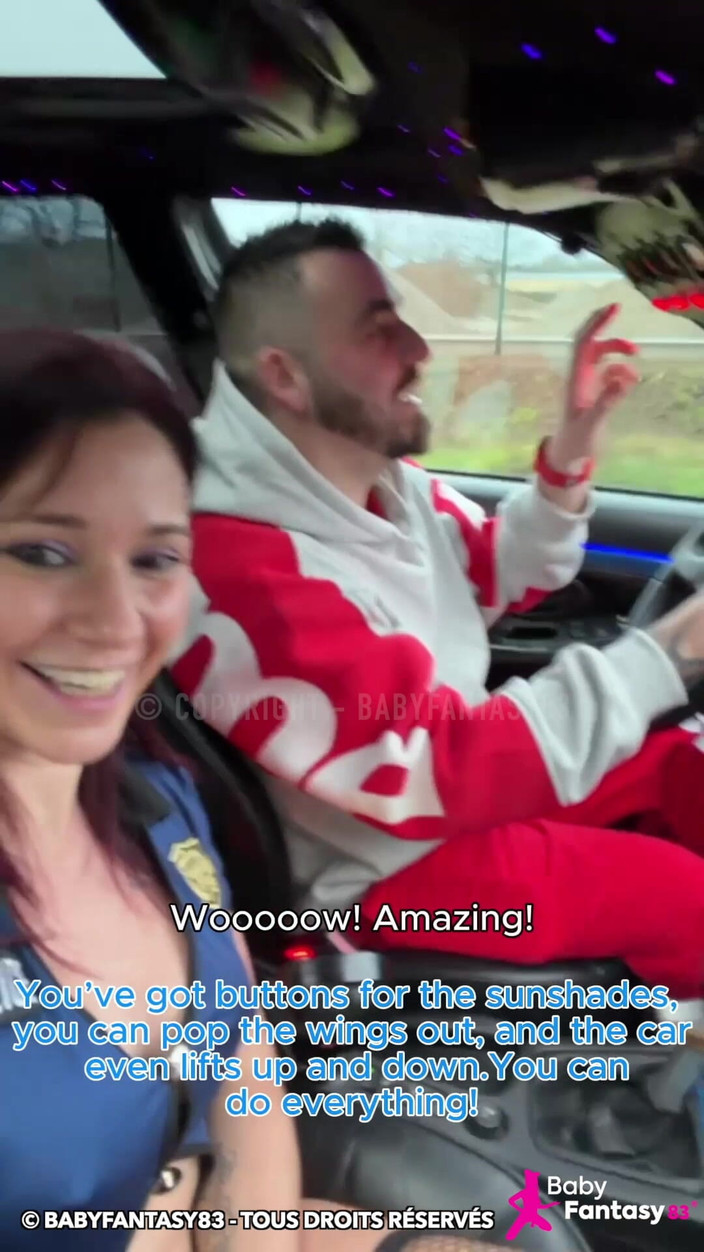 babyfantasy83: Mi Scopo La Figa Nel Retro Del Taxi Di Dylan...