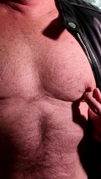 Who Else Likes Nipple Play?