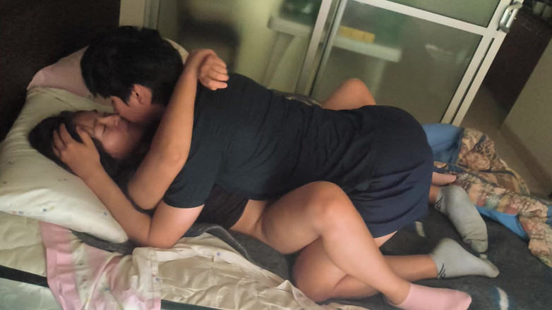 Moo DBOXXX: Inseminasi kawan Kristian saya yang berusia 18 tahun, teman lelakinya tidak...