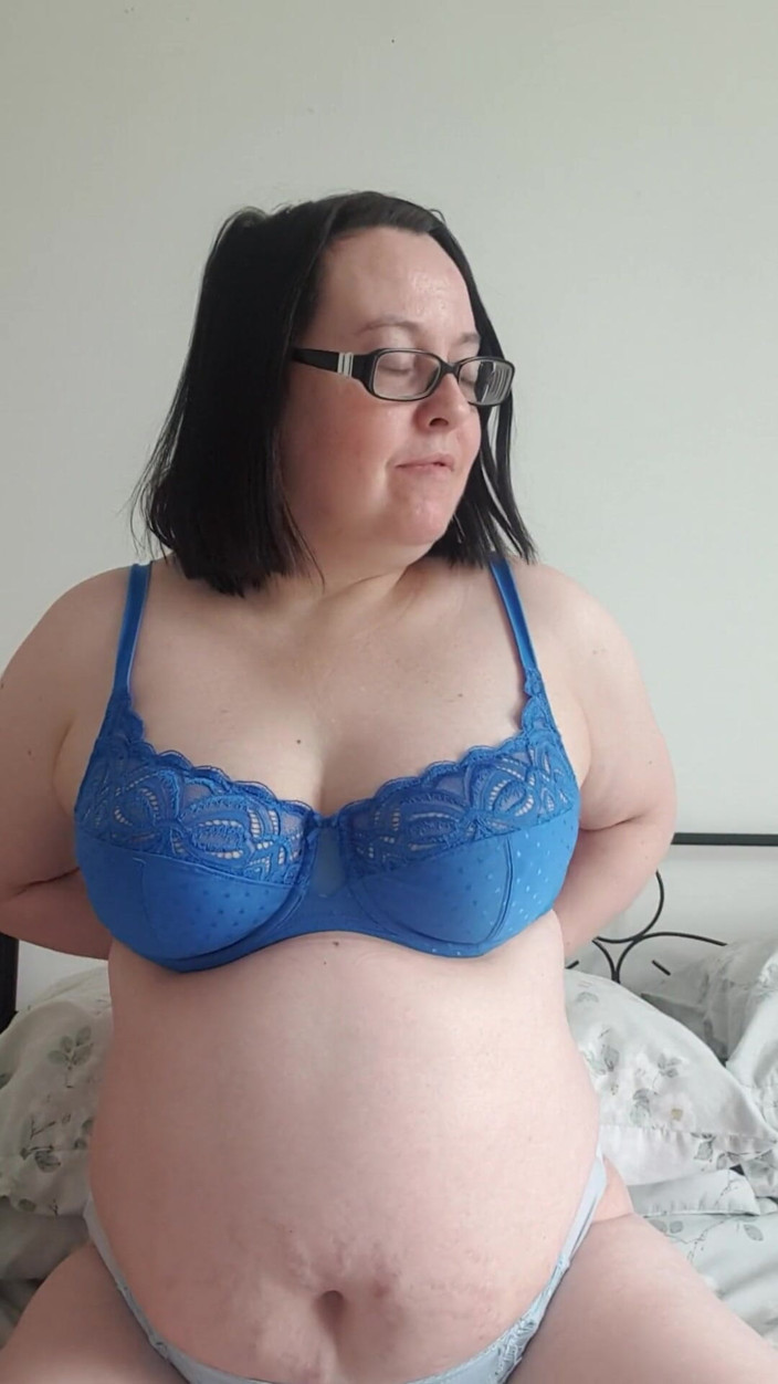 Littlevixen: Ochtend masturbatie een half uur geen stop
