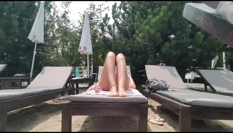 Erotic Tanya: Игнорируется у моих ног, как куколд, что ты