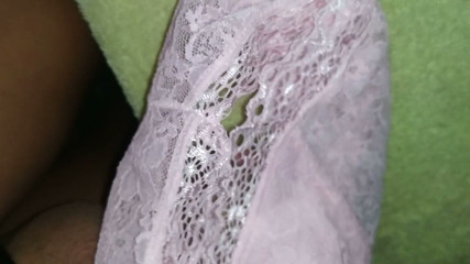 Roniromi: Sperma in dochkiny höschen 2