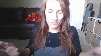 Victoria Veritas: Briana Booty asmr吃巧克力蛋糕和奶油