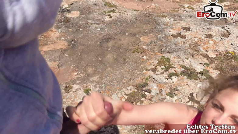 EroCom: Tourist with hot tits fucked outdoor on the beach